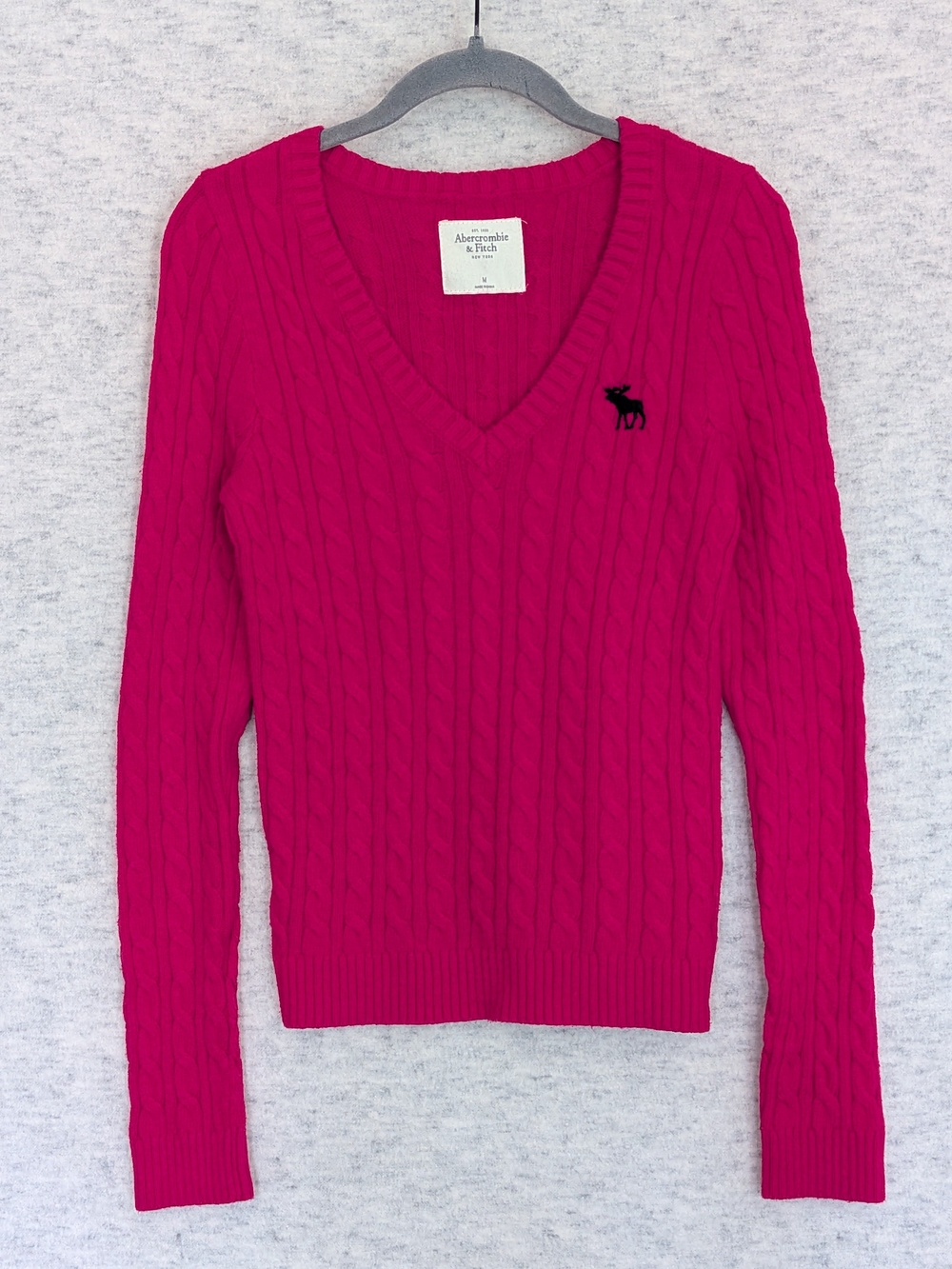 A&F Pink Cable Knit V-Neck Sweater Sz M Rabbit Hair Blend Magenta Fuchsia